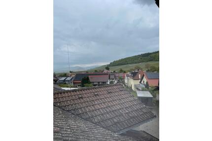 3 Zimmer Dachgeschosswohnung Altbau - Ballrechten-Dottingen