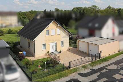 Haus zum Kaufen in Limbach-Oberfrohna 430.000,00 € 117.18 m²