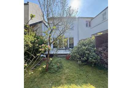 Haus zum Kaufen in Bonn 1.100.000,00 € 185 m²