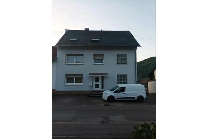 Haus von Privat zu verkaufen - 329.000,00&nbsp;EUR Kaufpreis, ca.&nbsp; 220,00&nbsp;m&sup2; in Rehlingen-Siersburg (PLZ: 66780)