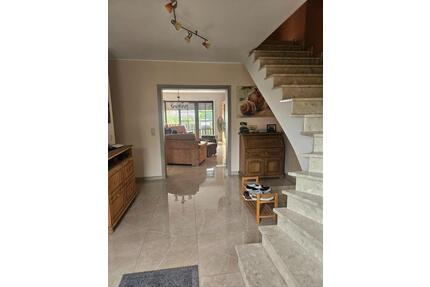 * Einfamilienhaus mit Einliegerwohnung - Much *