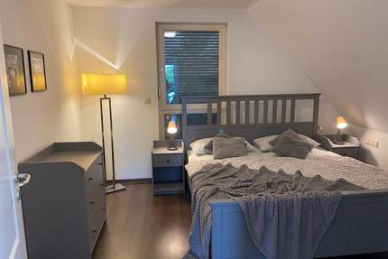 Möblierte 3-Zimmer-Dachgeschosswohnung mit Balkon - Ellerau