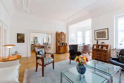 Wohnung zum Kaufen in Düsseldorf 2.150.000,00 € 250 m²