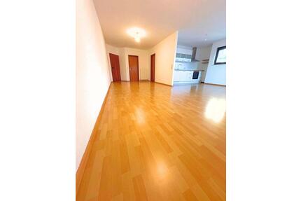 Ruhige 2 Zimmer Wohnung für Singles oder Paare - Dillingen (Saar)