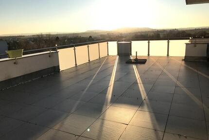 Neuwertige 4,5-Zimmer-Penthouse-Wohnung mit gehobener Ausstattung und großer Dachterrasse - Heilbronn Böckingen