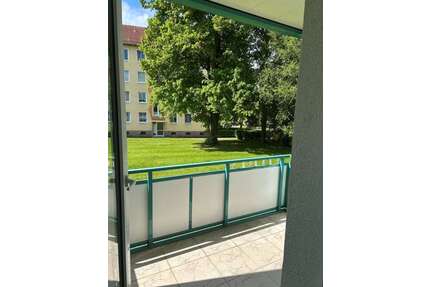 Wohnung zum Mieten in Lichtenstein 171,92 € 30.56 m²