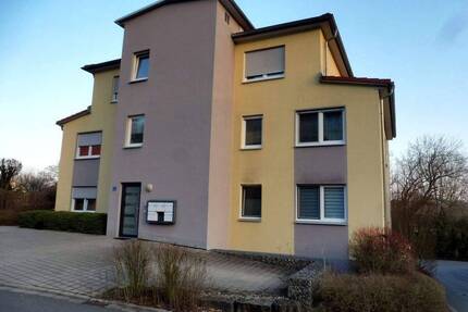 NEUER PREIS - Schöne 3-Zimmer-Wohnung mit Balkon - Neustadt an der Aisch