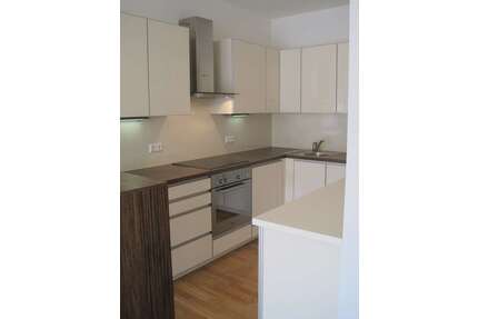 Haus zum Mieten in Leipzig 1.950,00 € 185 m²