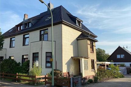 Möblierte Dachgeschosswohnung in Bremerhaven-Wulsdorf