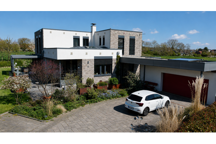 Haus zum Kaufen in Badendorf 1.250.000,00 € 193.98 m²