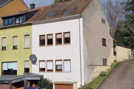 Handwerkerhaus im Herzen von Püttlingen
