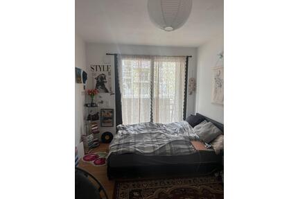 Zimmer frei in Mädels-WG - 571,00&nbsp;EUR Kaltmiete, ca.&nbsp; 140,00&nbsp;m&sup2; in Tübingen (PLZ: 72072) Derendingen