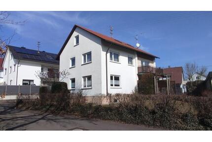 Freistehendes Ein- bis Zweifamilienhaus - Frickenhausen