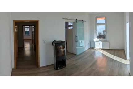 ☀️94 m² Wohnung mit Kamin, Balkon & Solar-Heizung in ruhiger Lage - Chemnitz Altchemnitz