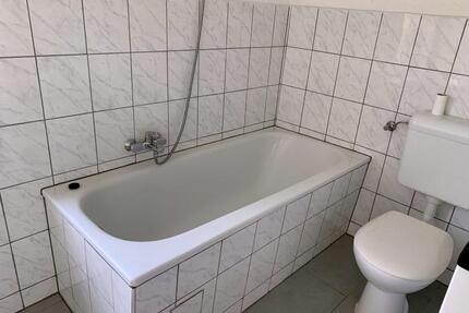 2 ZIMMER-WOHNUNG IN GEPFLEGTER WOHNLAGE inkl. Küche - Mügeln