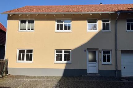 Zweiraumwohnung zu vermieten - 500,00&nbsp;EUR Kaltmiete, ca.&nbsp; 51,50&nbsp;m&sup2; in Schleusingen (PLZ: 98553)