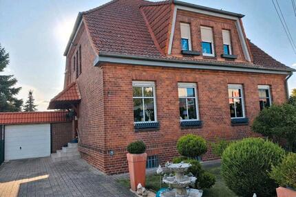 Zweifamilienhaus mit Ferienhaus und viel Natur. PROVISIONSFREI - Stendal