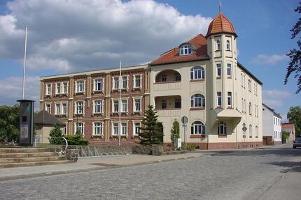 Tolle 2 -Raum-Dachgeschoßwohnung mit großer Dachterasse - Ruhland