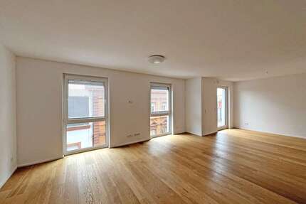 Wohnung zum Mieten in Kaiserslautern 1.350,00 € 104 m²