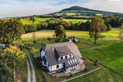 Haus zum Kaufen in Annaberg-Buchholz 540.000,00 € 195 m²