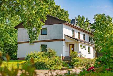 Haus zum Kaufen in Süderbrarup 330.000,00 € 238 m²