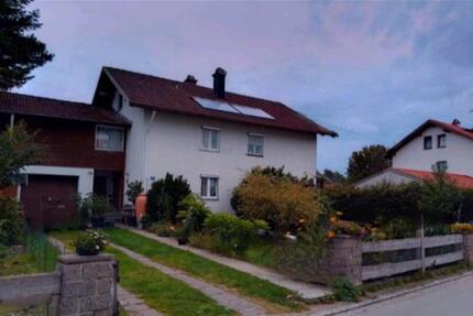 Zweifamilienhaus - 549.000,00&nbsp;EUR Kaufpreis, ca.&nbsp; 180,00&nbsp;m&sup2; in Unterthingau (PLZ: 87647)