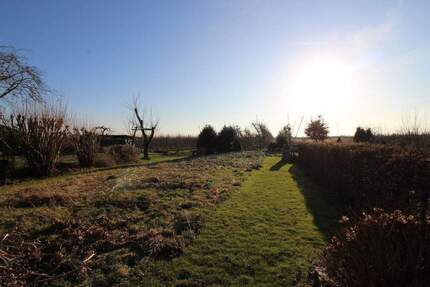 Bauland im Alten Land plus Mehrfamilienhaus mit Elbblick - Hollern-Twielenfleth