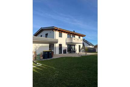 Traumhaftes Einfamilienhaus mit Einliegerwohnung - Emmingen-Liptingen