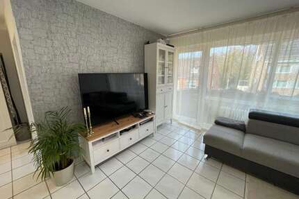 Wohnung zum Kaufen in Essen 97.000,00 € 67.02 m²