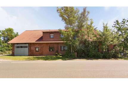 Haus zum Kaufen in Stolzenau 199.000,00 € 219 m²