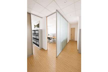 Büro in Singen (Hohentwiel) 700,00 € 58.22 m²