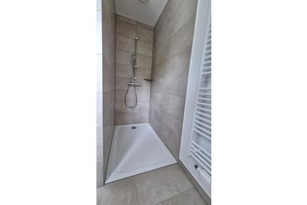 Hochwertig sanierte 2-Raum-WE - Jetzt 1 Monat mietfrei sichern! (Konditionen unter Sonstiges) - Schleiz