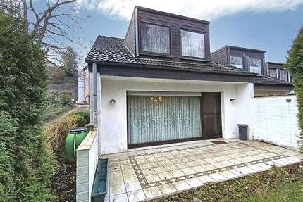 Charmantes Reihenendhaus mit Garten, Garage & Stellplatz - Zentrumsnah gelegen in Niedersprockhövel