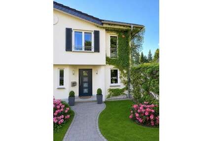 Haus zum Kaufen in Kleinmachnow 795.000,00 € 140 m²