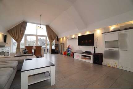 Wohnung zum Kaufen in Bielefeld Quelle 289.000,00 € 110.75 m² - Bielefeld / Quelle