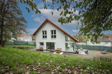 Haus zum Kaufen in Börsborn 429.000,00 € 129.63 m²