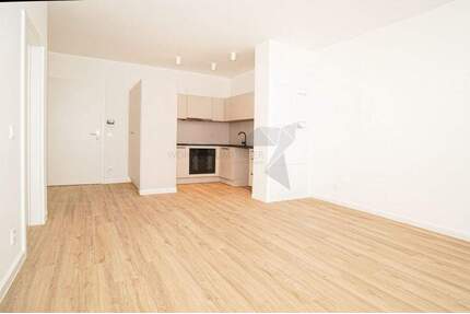 Exklusives Wohnen in Toplage - 2 Zimmer mit Außenstellplatz, EBK und Südbalkon am Kulturpalast - Chemnitz Rabenstein