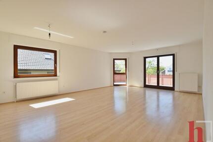 Helle 3-Zimmer-Wohnung mit Balkon und Garten in Damme