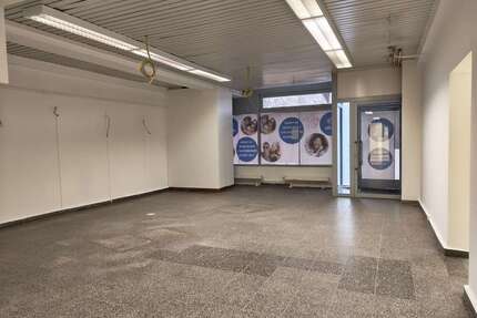 Einzelhandel in Berlin 1.968,00 € 164 m²