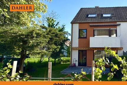 Sonniges Reihenendhaus in Diedorf mit Garten und Garage
