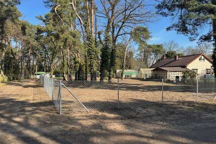 Grundstück in Blankenfelde-Mahlow 90.000,00 € 903 m²