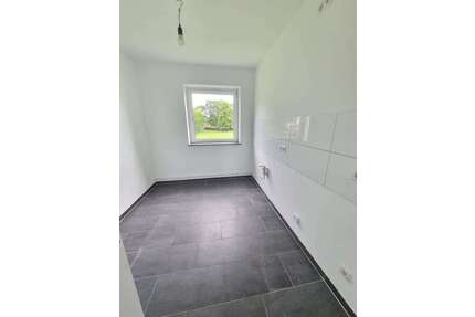 Wohnung zum Mieten in Uetersen 720,00 € 77 m²