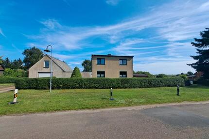 Ruhig gelegenes Haus mit großem Grundstück bei Lübz