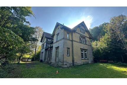 Bahnhof Schafhausen - eine magische Alleinlage an der stillgelegten Strecke! - Weil der Stadt