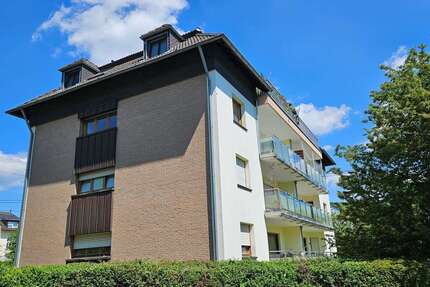 Haus zum Kaufen in Unkel 1.400.000,00 € 696 m²