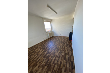 Einziehen und wohlfühlen! 2-Zimmer-Wohnung, Erstbezug nach Sanierung, Einbauküche - Bremen