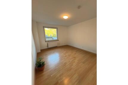 2-Zimmer Eigentumswohnung mit Balkon & Stellplatz - Düsseldorf Flingern Süd