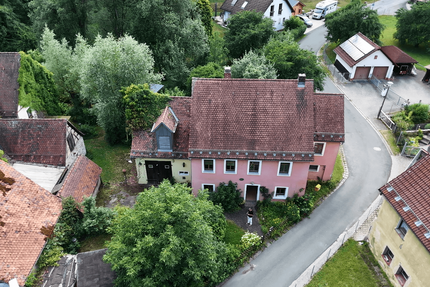Haus zum Kaufen in Simmelsdorf 195.000,00 € 132 m²