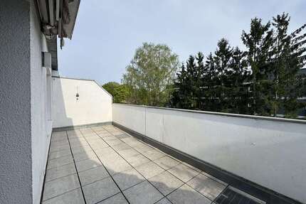Wohnung zum Kaufen in Bonn 259.000,00 € 90 m²