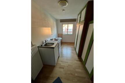 Kleine miniwohnung - 350,00&nbsp;EUR Kaltmiete, ca.&nbsp; 8,00&nbsp;m&sup2; in Bad Hindelang (PLZ: 87541)
